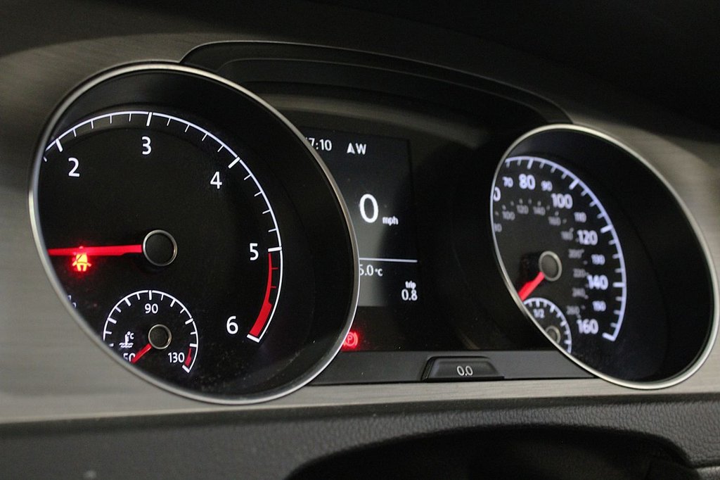 Used Volkswagen Golf 2016 for sale - 77231439: Photo 42