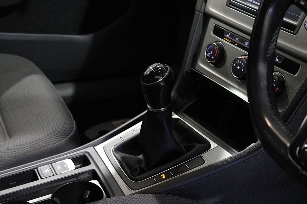 Used Volkswagen Golf 2016 for sale - 77231439: Photo 44