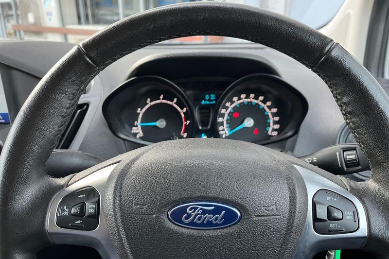 Used Ford Transit Courier 2023 for sale - 77582038: Photo 21