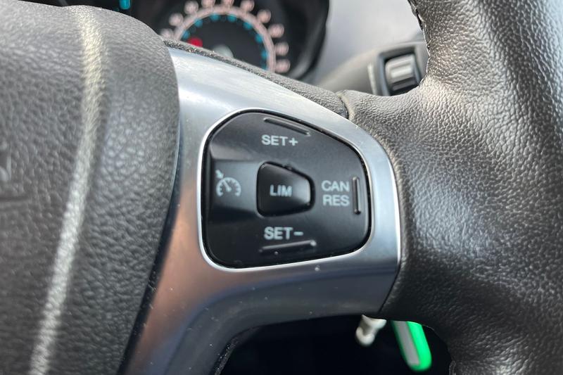 Used Ford Transit Courier 2023 for sale - 77582038: Photo 30