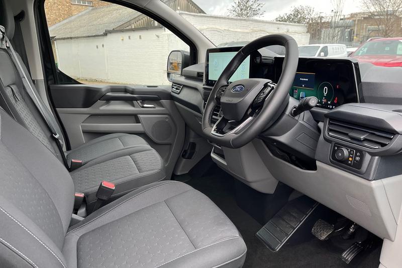 Used Ford Transit Custom 2025 for sale - 76953808: Photo 15