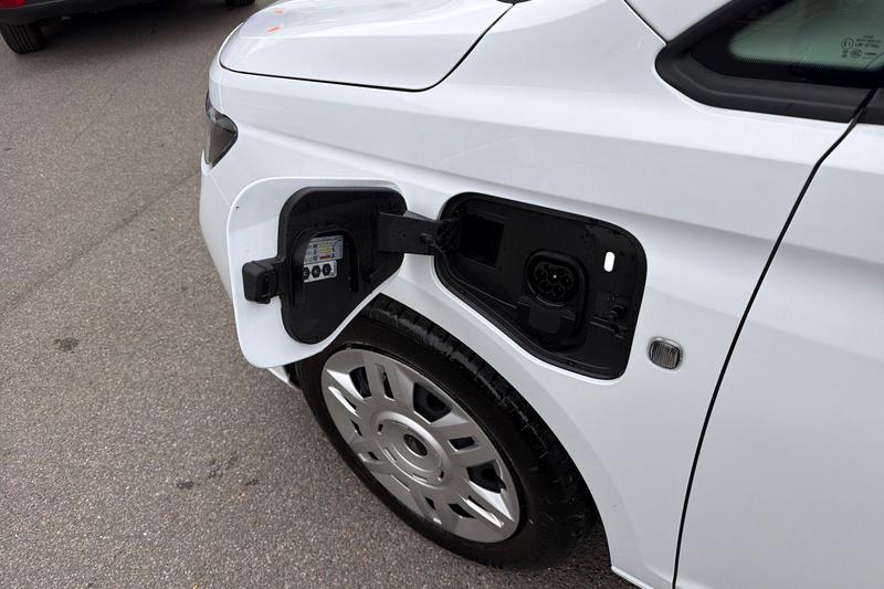 Used Ford Transit Connect 2025 for sale - 76277188: Photo 31