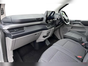 Used Ford Tourneo Custom 2025 for sale - 78602899: Photo