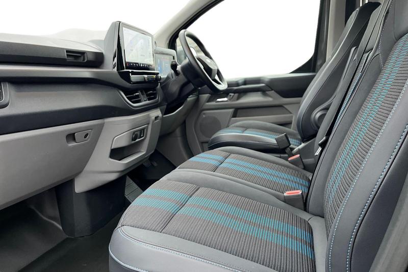 Used Ford Transit Custom 2025 for sale - 76931406: Photo 4