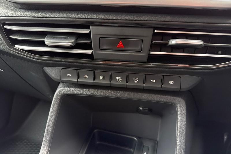 Used Ford Transit Connect 2025 for sale - 77339945: Photo 35