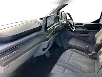 Used Ford Tourneo Custom 2025 for sale - 78757588: Photo