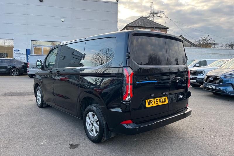 Used Ford Transit Custom 2025 for sale - 77739271: Photo 32