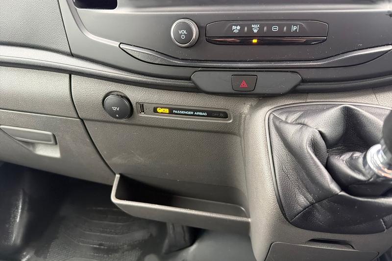 Used Ford Transit for sale - 77176402: Photo 32