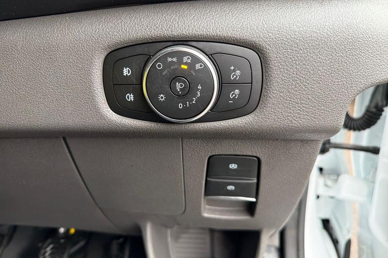 Used Ford Transit for sale - 77176402: Photo 37