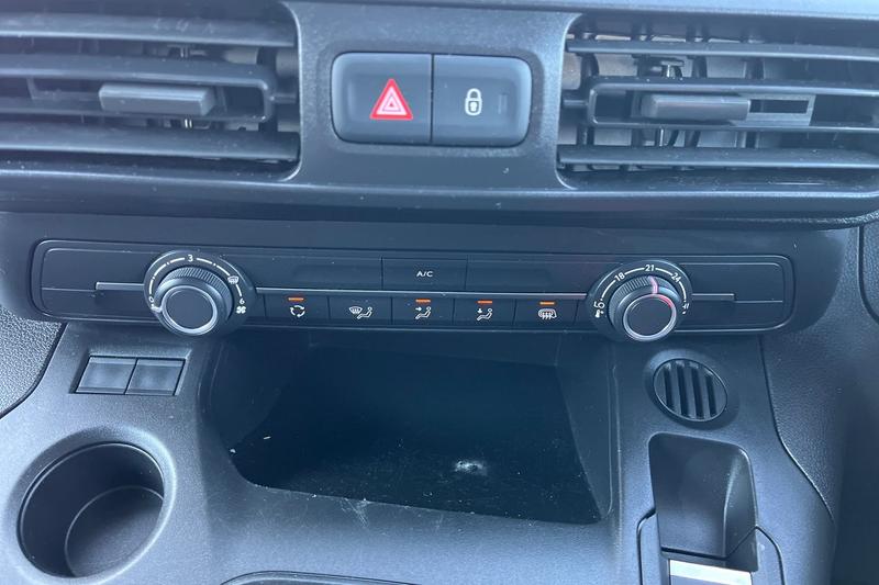 Used Peugeot Partner 2021 for sale - 78021240: Photo 27