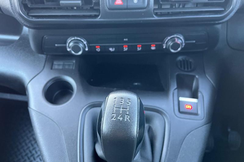 Used Peugeot Partner 2021 for sale - 78021240: Photo 30