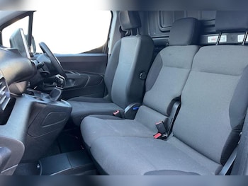 Used Peugeot Partner 2021 for sale - 78021240: Photo