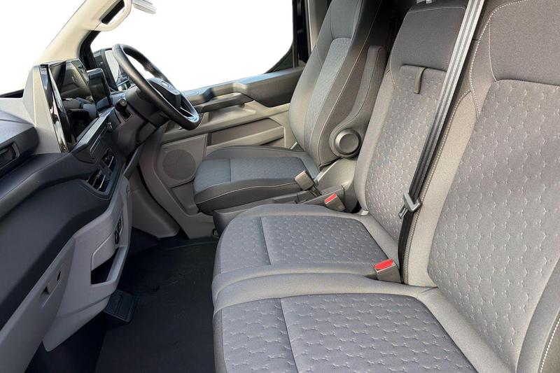 Used Ford Transit Custom 2025 for sale - 76355570: Photo 10