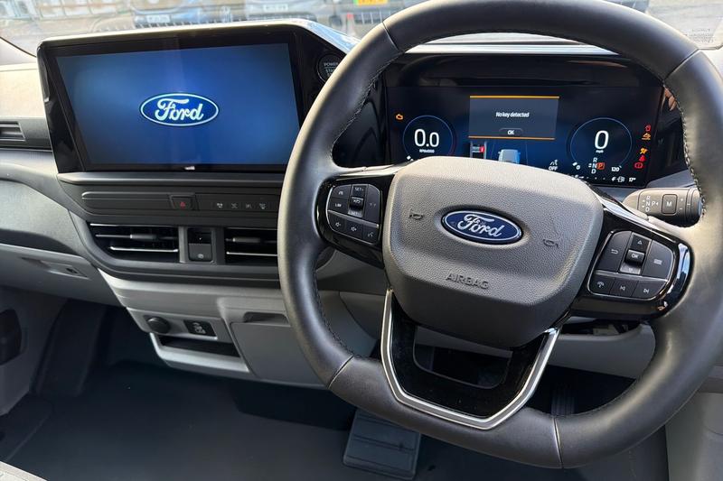 Used Ford Transit Custom 2025 for sale - 76355570: Photo 19