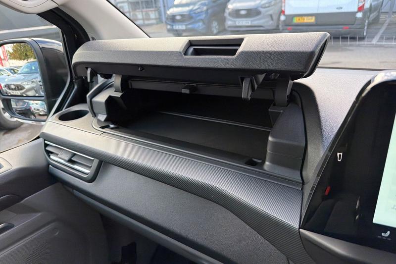 Used Ford Transit Custom 2025 for sale - 76355570: Photo 29