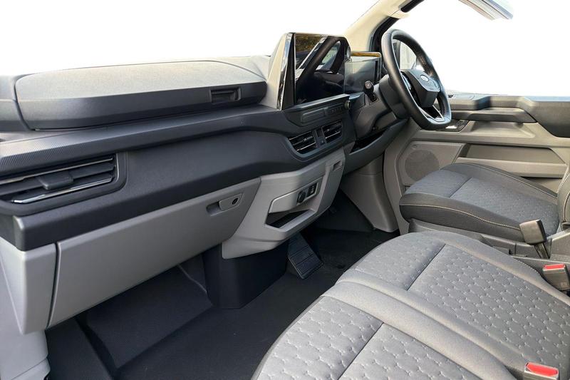 Used Ford Transit Custom 2025 for sale - 76355570: Photo 4