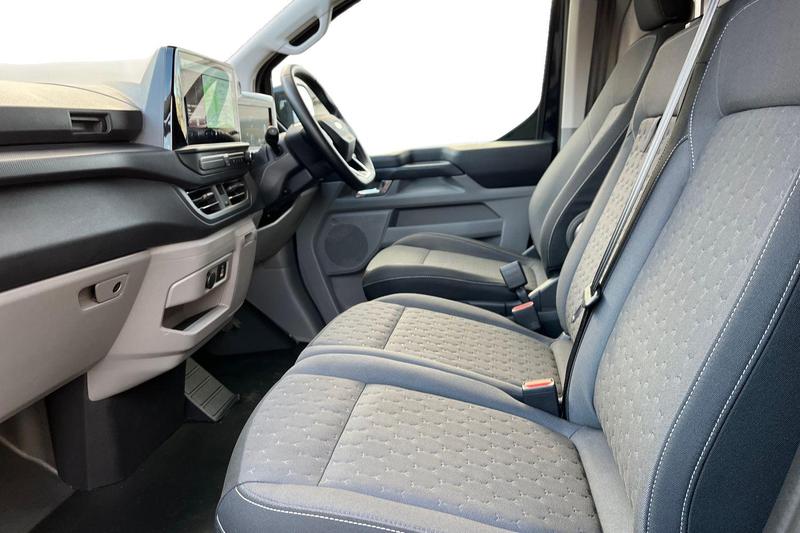 Used Ford Transit Custom 2025 for sale - 76918303: Photo 4