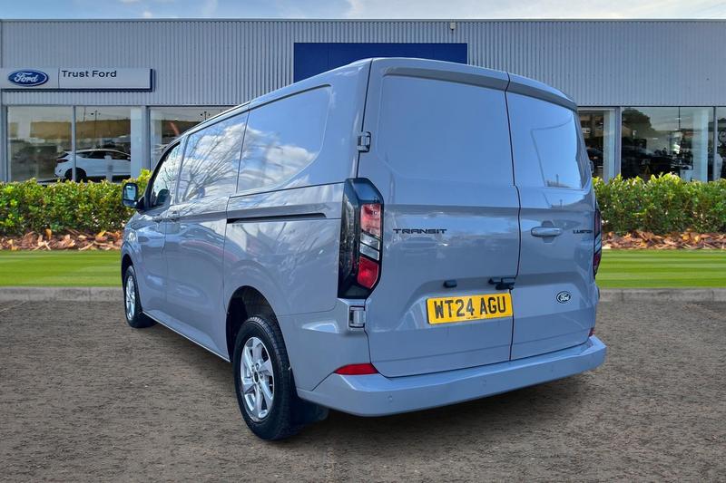 Used Ford Transit Custom 2024 for sale - 77834307: Photo 2
