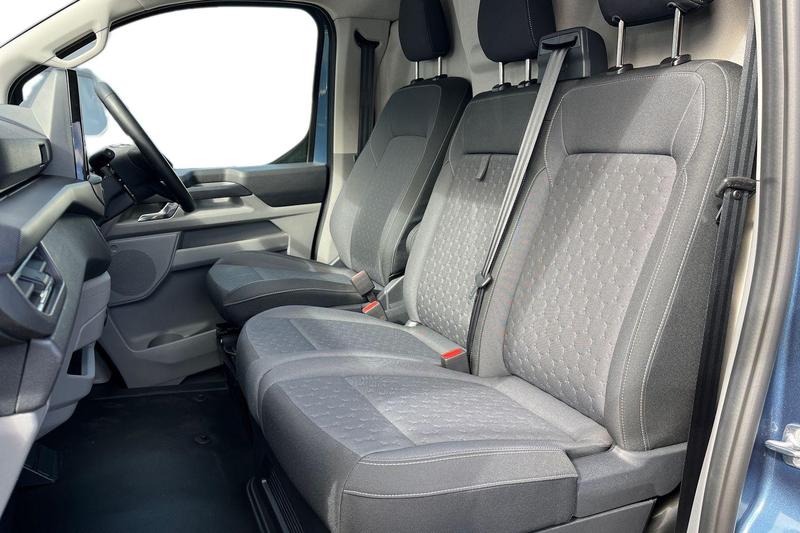 Used Ford Transit Custom 2025 for sale - 76184507: Photo 4