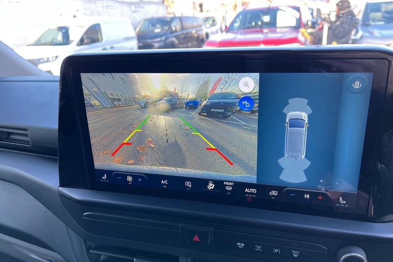 Used Ford Transit Custom 2024 for sale - 76819113: Photo 31