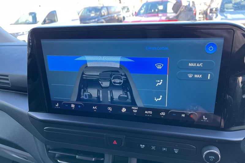 Used Ford Transit Custom 2024 for sale - 76819113: Photo 33