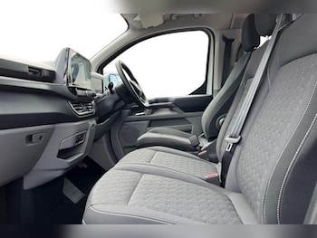 Used Ford Tourneo Custom 2026 for sale - 79312222: Photo