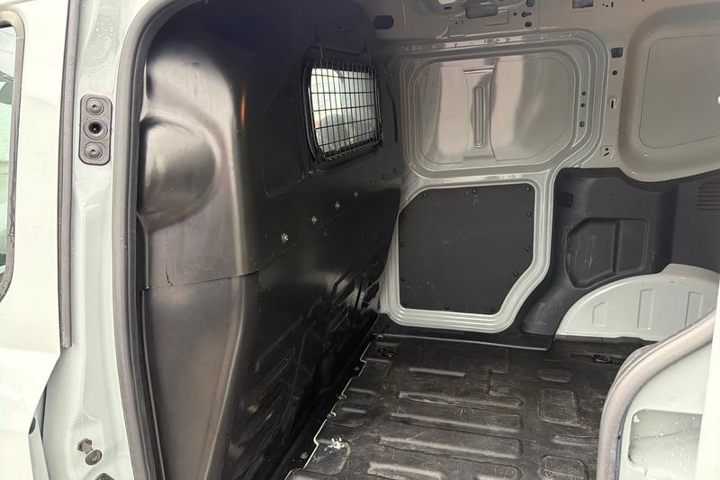 Used Ford Transit Courier 2024 for sale - 77198850: Photo 11