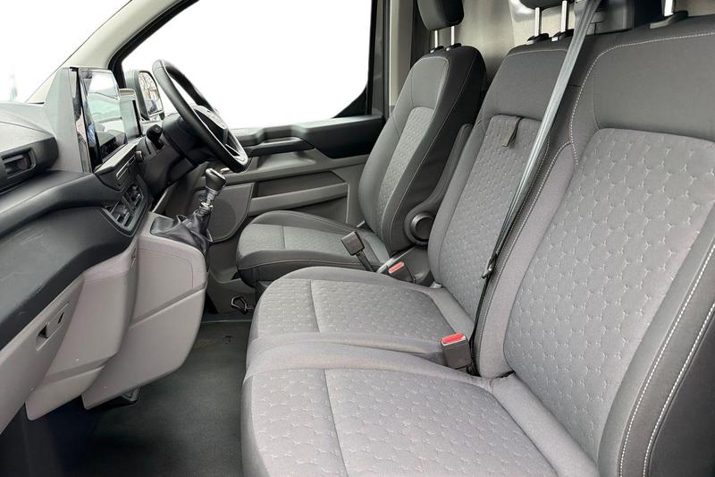 Used Ford Transit Custom 2024 for sale - 77248686: Photo 10