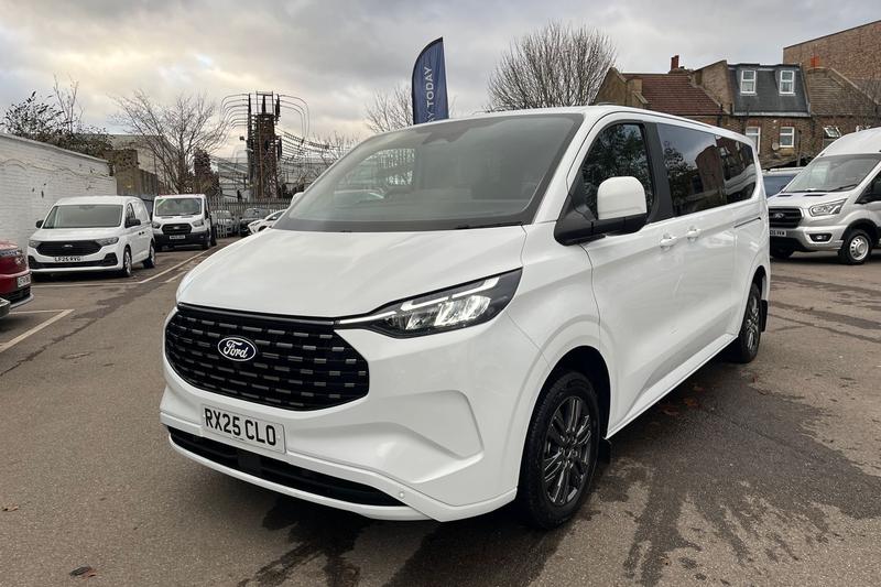 Used Ford Tourneo Custom 2025 for sale - 76819104: Photo 32