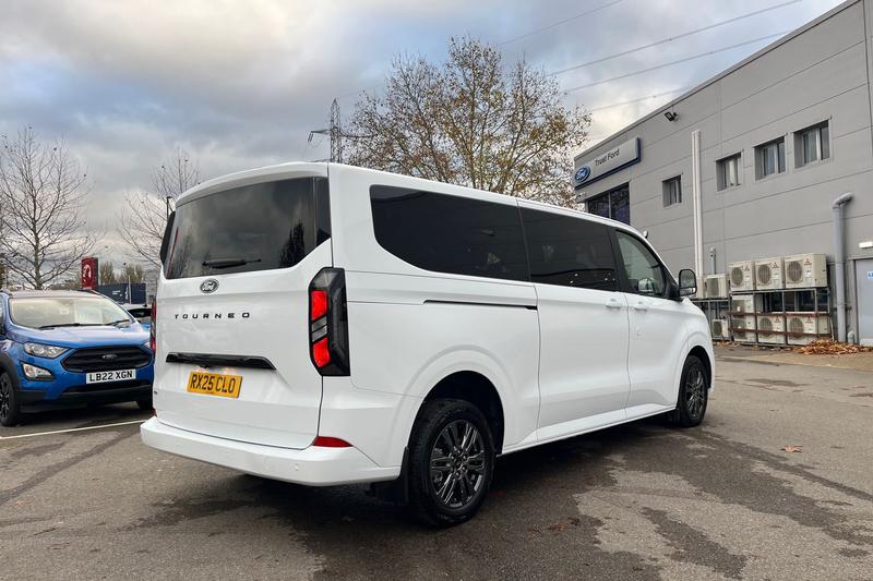 Used Ford Tourneo Custom 2025 for sale - 76819104: Photo 8