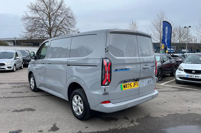 Used Ford Transit Custom 2025 for sale - 77619847: Photo 32