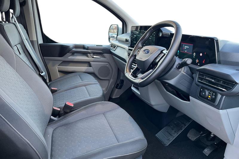 Used Ford Tourneo Custom 2025 for sale - 76908697: Photo 15