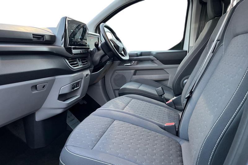 Used Ford Tourneo Custom 2025 for sale - 76908697: Photo 4