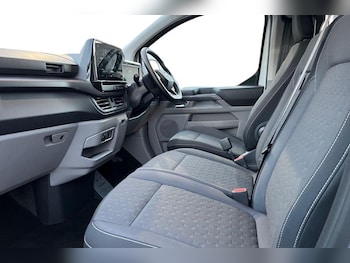 Used Ford Tourneo Custom 2025 for sale - 76908697: Photo