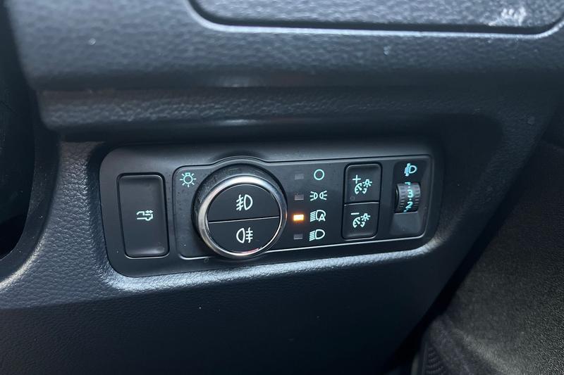 Vehicle 33