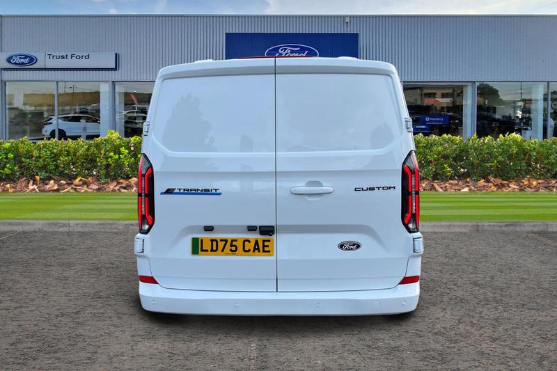 Used Ford E-Transit 2025 for sale - 76908682: Photo 13