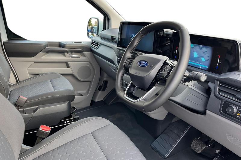Used Ford E-Transit 2025 for sale - 76908682: Photo 14