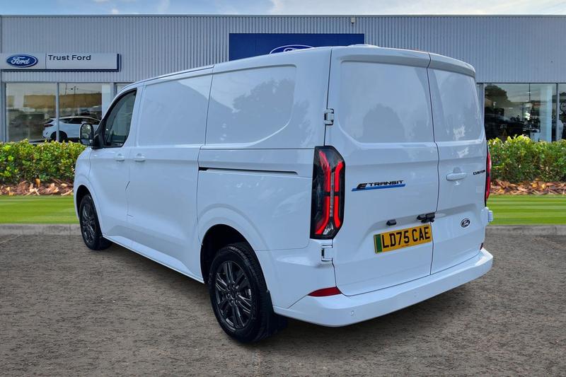 Used Ford E-Transit 2025 for sale - 76908682: Photo 2