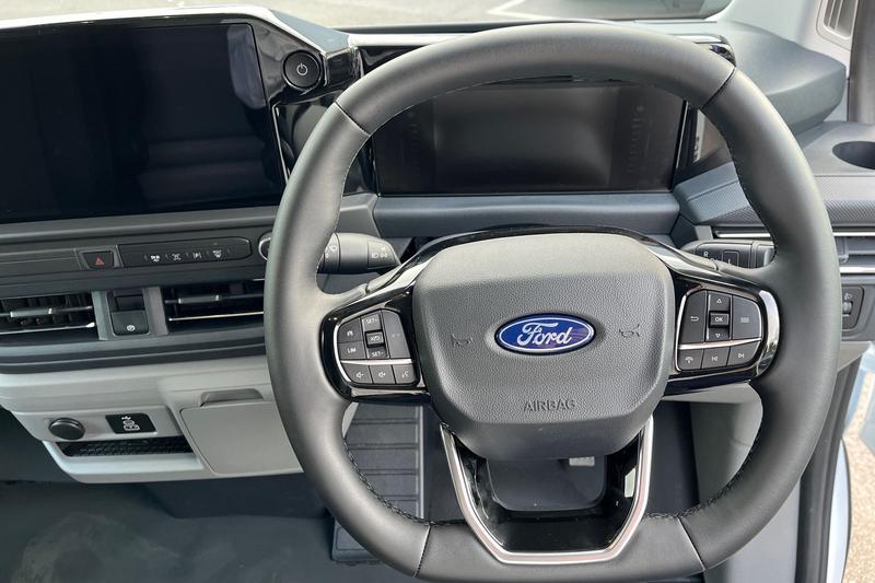 Used Ford E-Transit 2025 for sale - 76908682: Photo 22