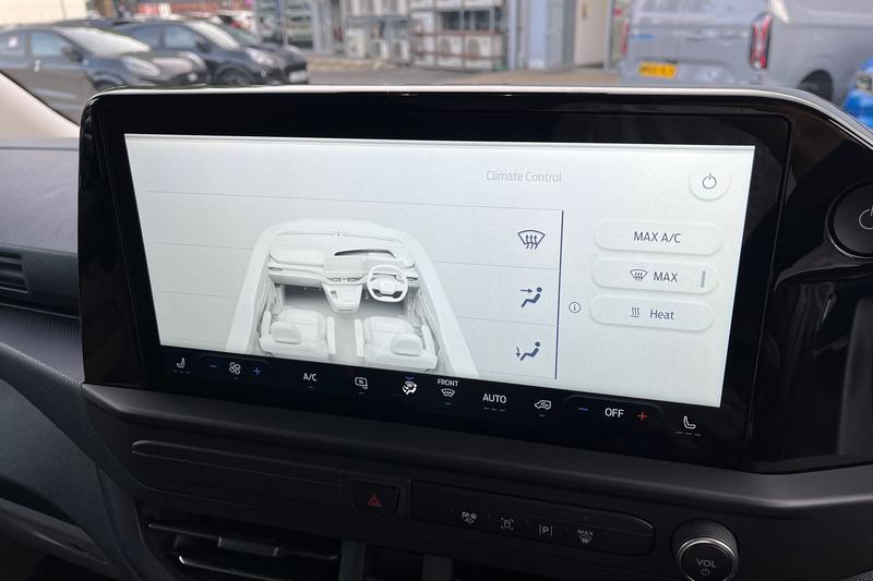 Used Ford E-Transit 2025 for sale - 76908682: Photo 27