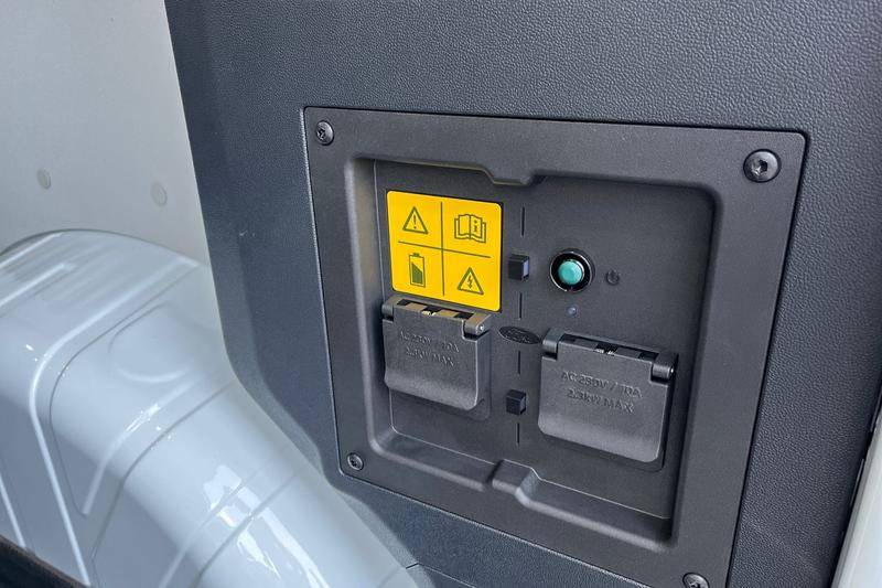 Used Ford E-Transit 2025 for sale - 76908682: Photo 9