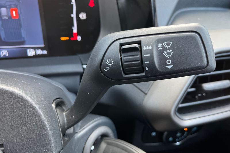 Used Ford Transit Courier 2024 for sale - 76931405: Photo 19