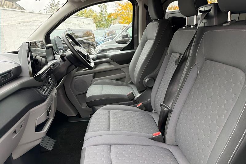 Used Ford Tourneo Custom 2024 for sale - 76296794: Photo 10