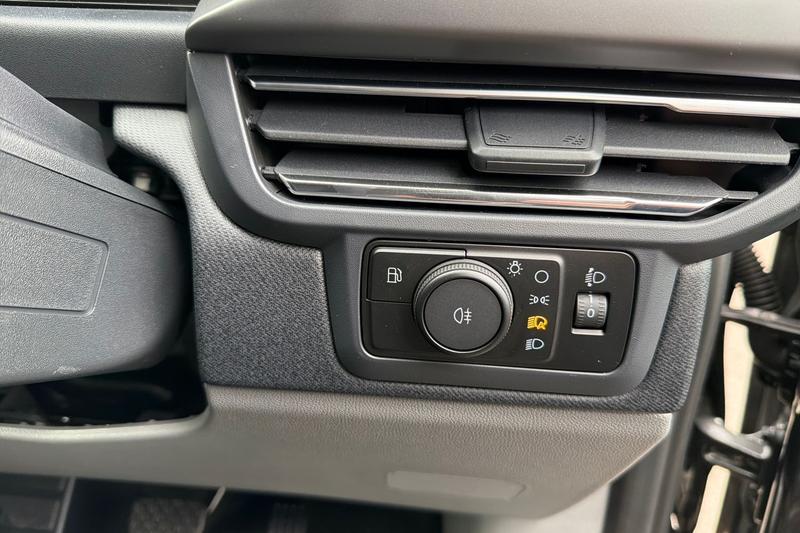 Used Ford Tourneo Custom 2024 for sale - 76296794: Photo 17