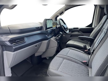 Used Ford Transit Custom 2025 for sale - 78757576: Photo