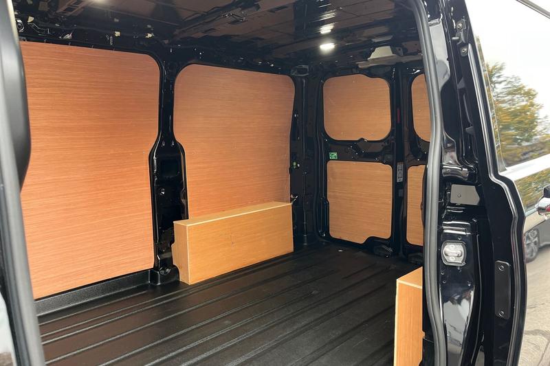 Used Ford Transit Custom 2025 for sale - 76508231: Photo 5