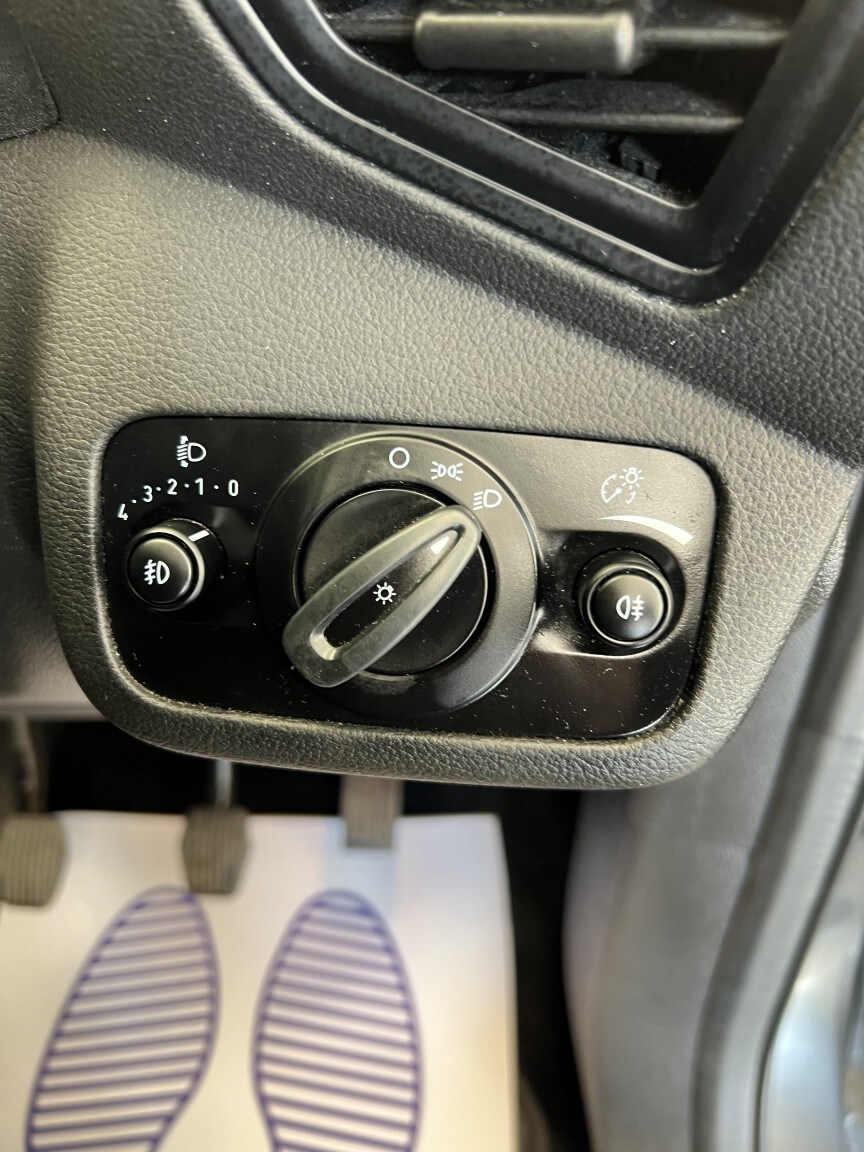 Used Ford Kuga 2015 for sale - 77954049: Photo 19