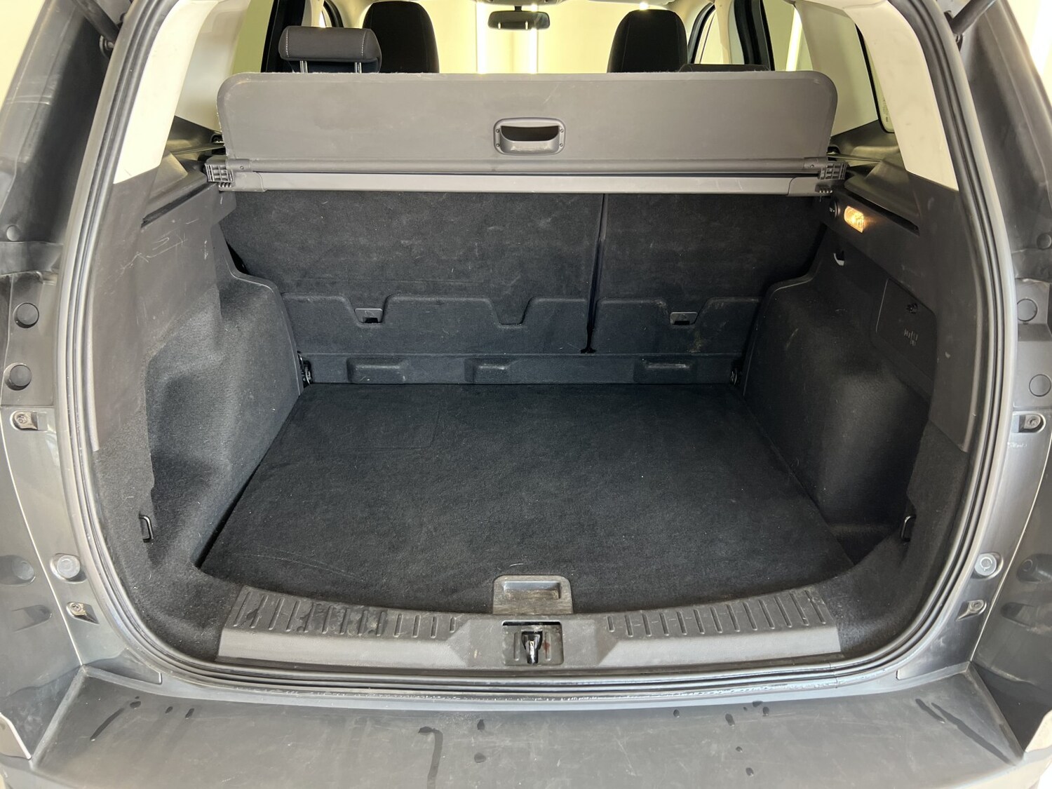 Used Ford Kuga 2015 for sale - 77954049: Photo 25