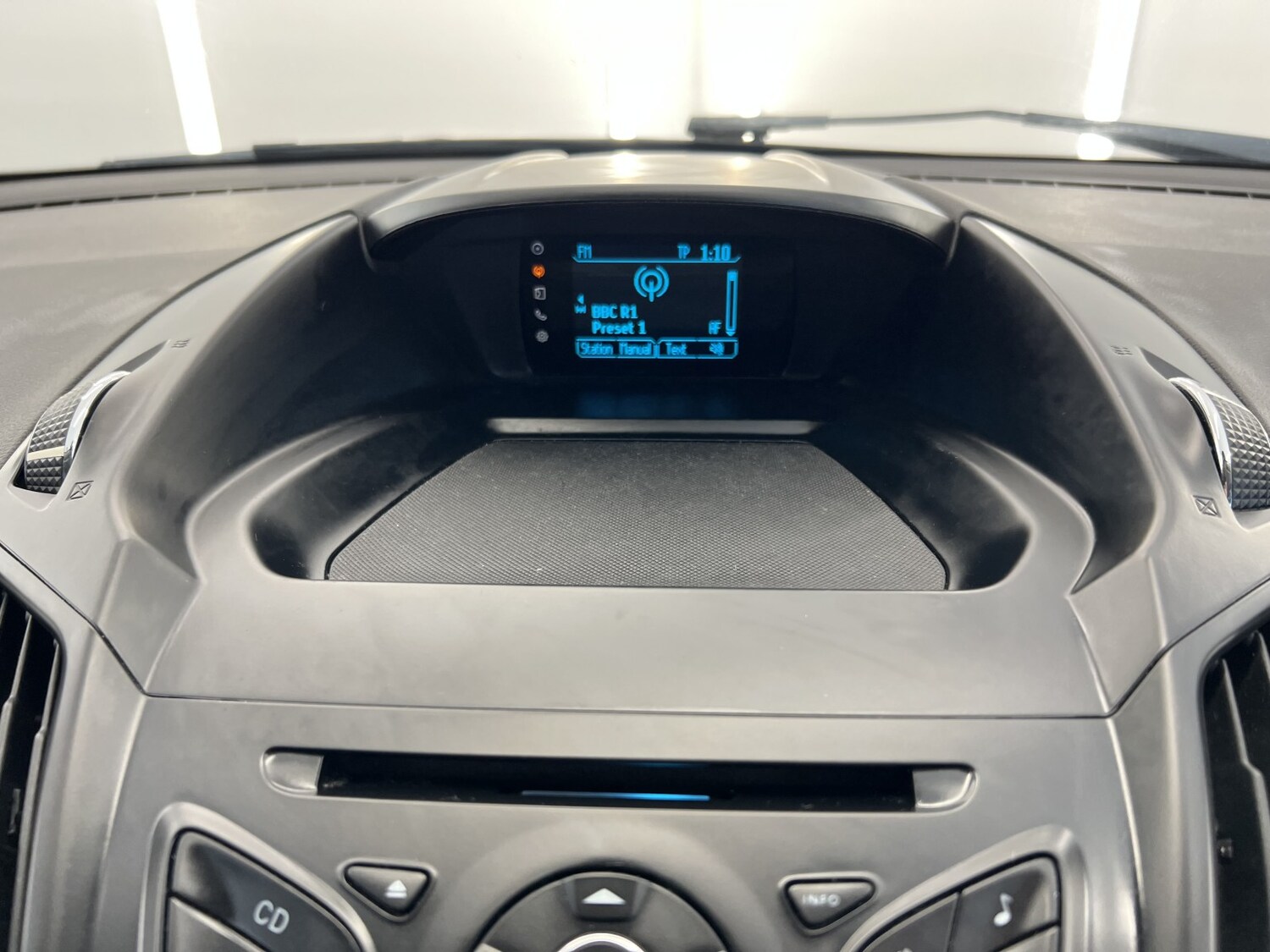 Used Ford Kuga 2015 for sale - 77954049: Photo 39