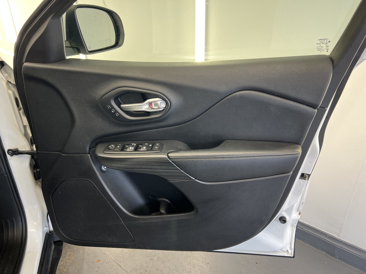 Used Jeep Cherokee 2016 for sale - 78018289: Photo 14